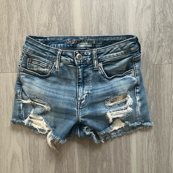 American Eagle Outfitters Pants - American Eagle Outfitters hi-rise shortie size 4